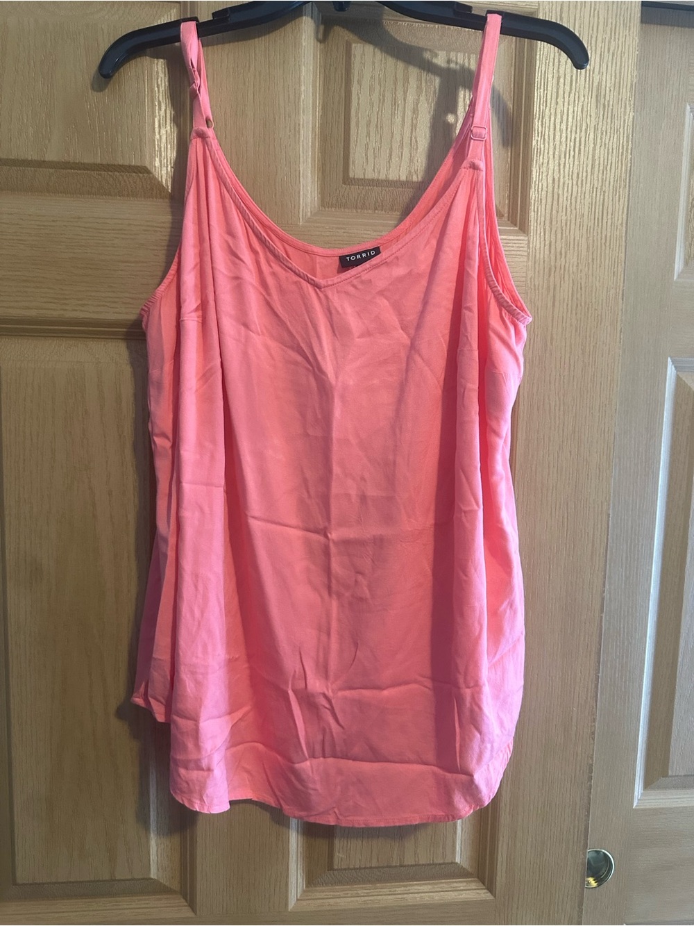 torrid coral pink scoop neck cami with adjustable straps